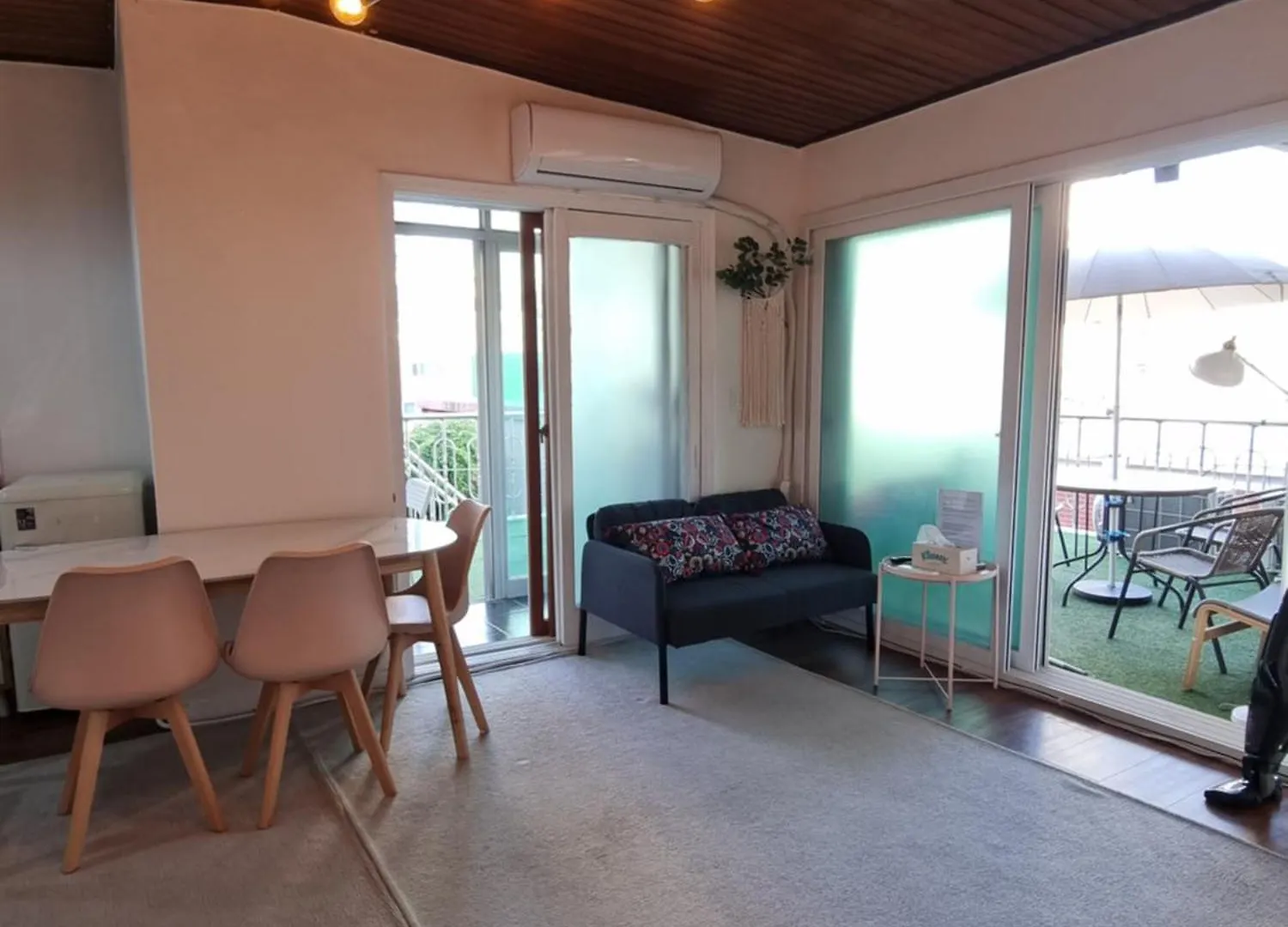 Hongdae Sky View Private Roof Garden House 2Br 2Qb 1Ssb Free Wifi Starbucks Capsule 외국인전용 Villa Seoul